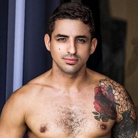 Roque Rems Rims And Bareback Fucks Karl Stevens Gay XHamster