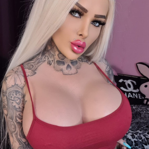 Mila Elaine